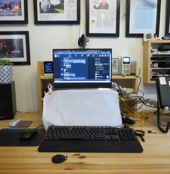 New Laptop, minimalism, & meter (Home office improvements – 10/2021